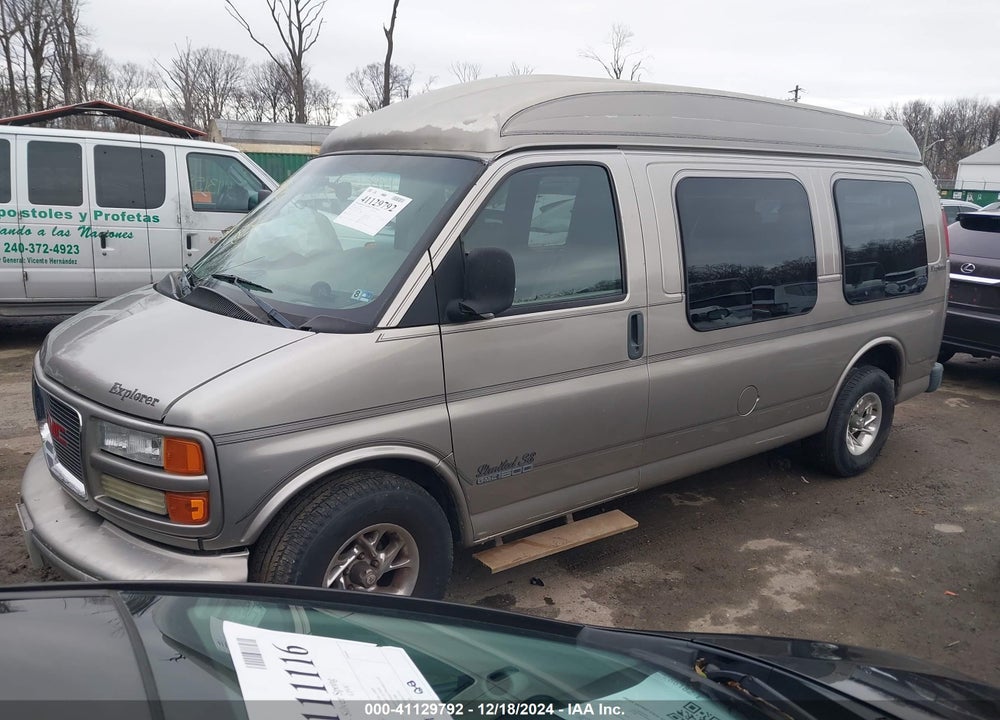2001 GMC SAVANA UPFITTER VIN: 1GDFG15R011236139