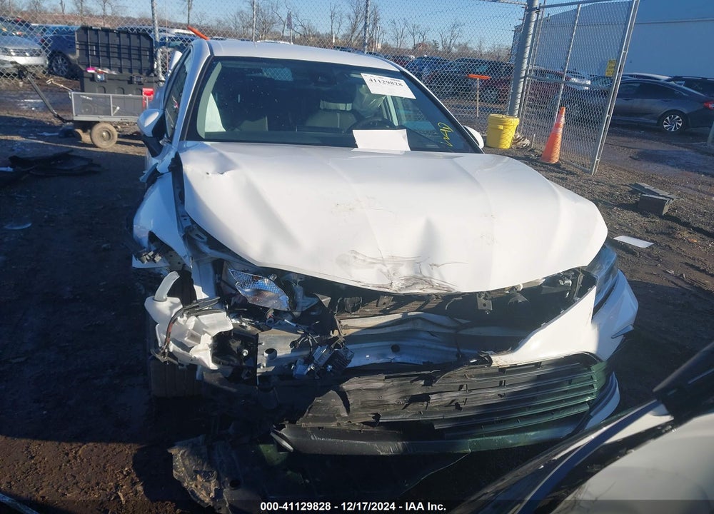 2021 TOYOTA CAMRY LE VIN: 4T1C11AK7MU566716