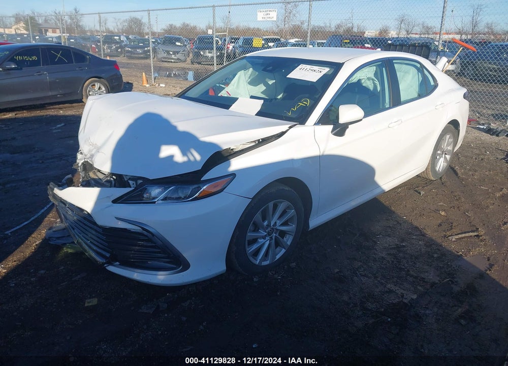 2021 TOYOTA CAMRY LE VIN: 4T1C11AK7MU566716