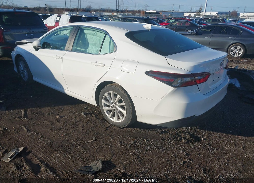2021 TOYOTA CAMRY LE VIN: 4T1C11AK7MU566716