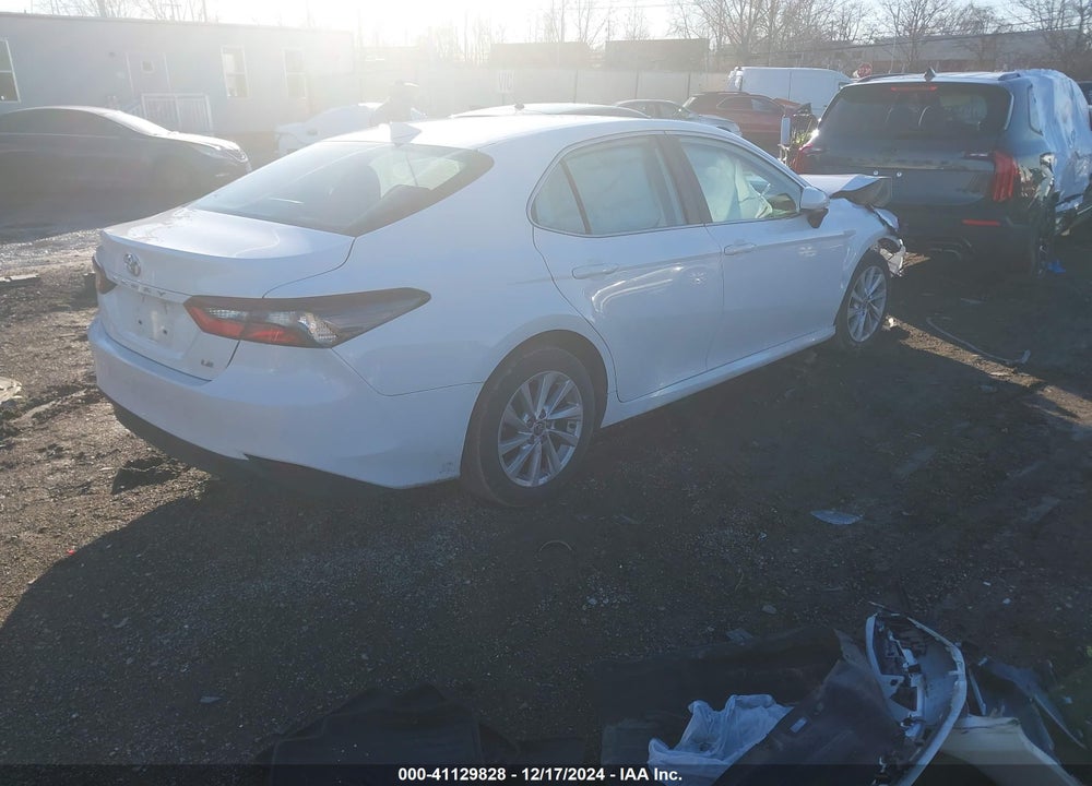 2021 TOYOTA CAMRY LE VIN: 4T1C11AK7MU566716