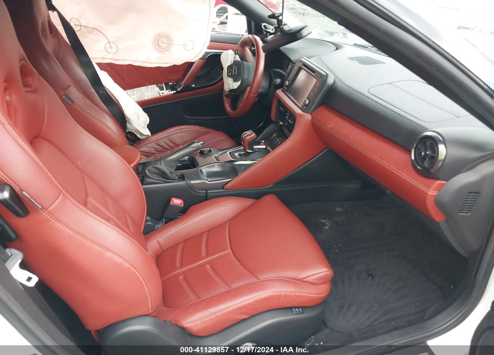 2017 NISSAN GT-R VIN: JN1AR5EF9HM820329