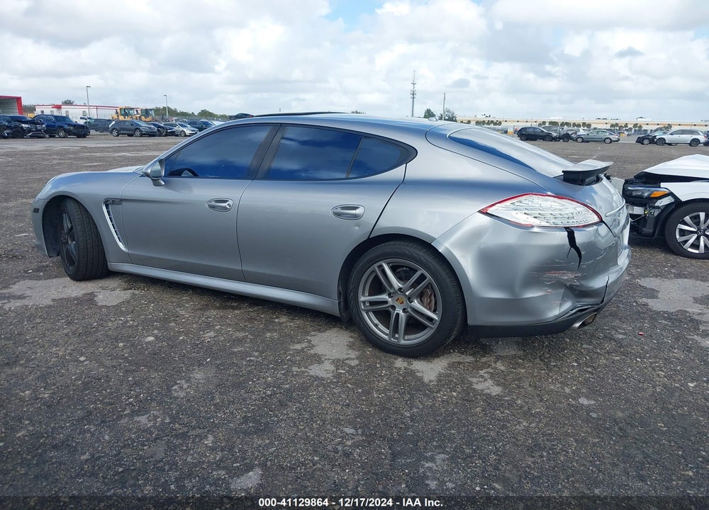 2011 PORSCHE PANAMERA 4 VIN: WP0AA2A75BL011036