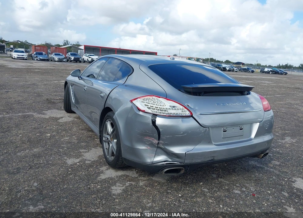 2011 PORSCHE PANAMERA 4 VIN: WP0AA2A75BL011036