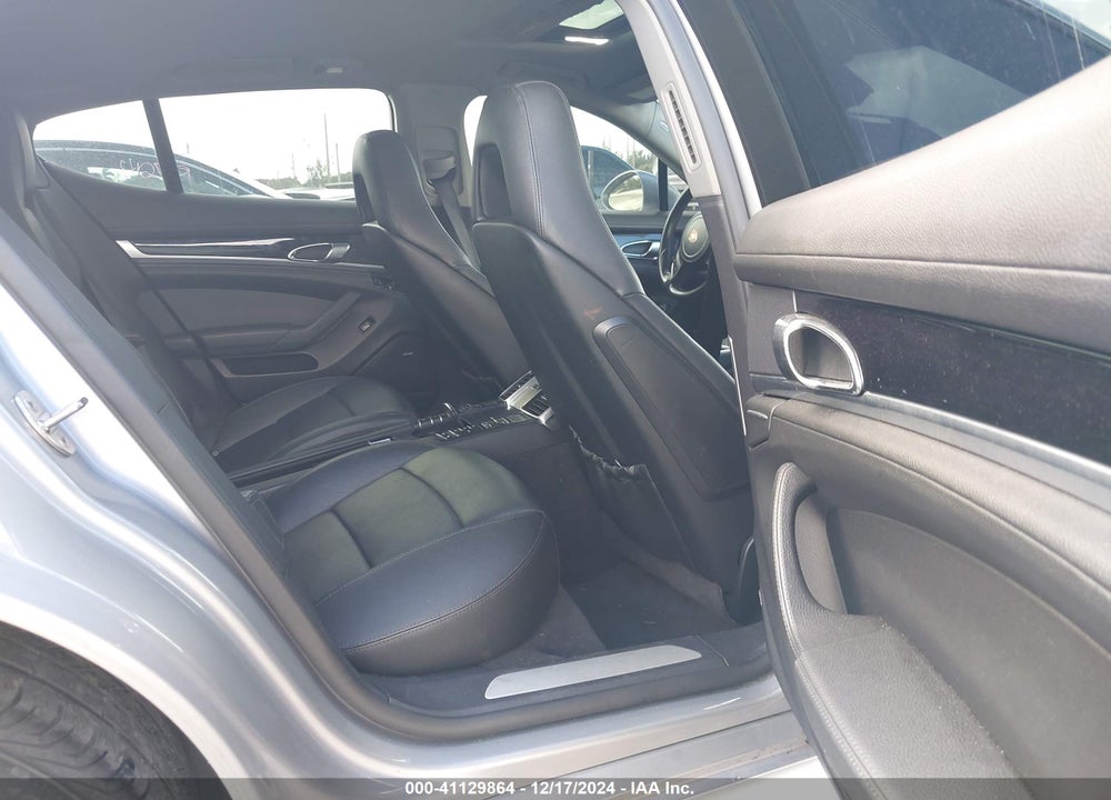 2011 PORSCHE PANAMERA 4 VIN: WP0AA2A75BL011036