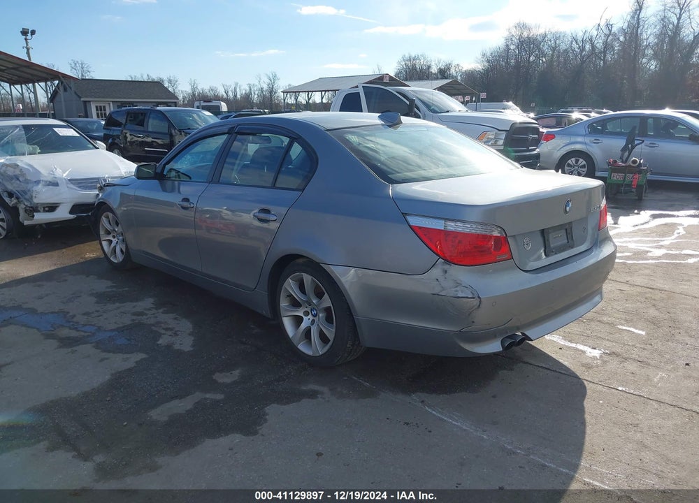 2007 BMW 530I VIN: WBANE73507CM51653