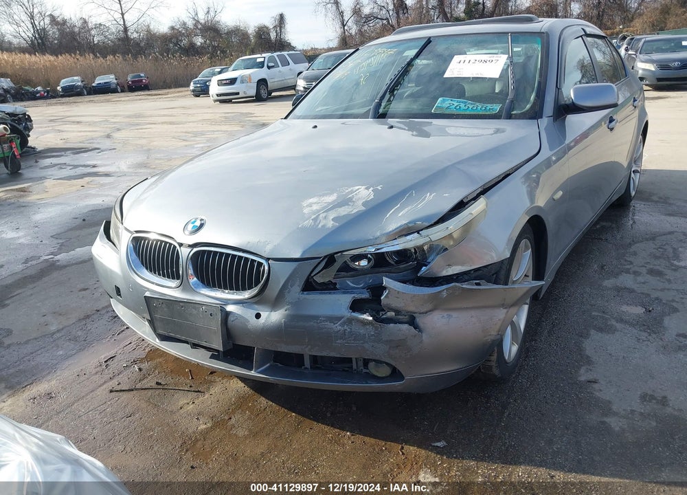 2007 BMW 530I VIN: WBANE73507CM51653