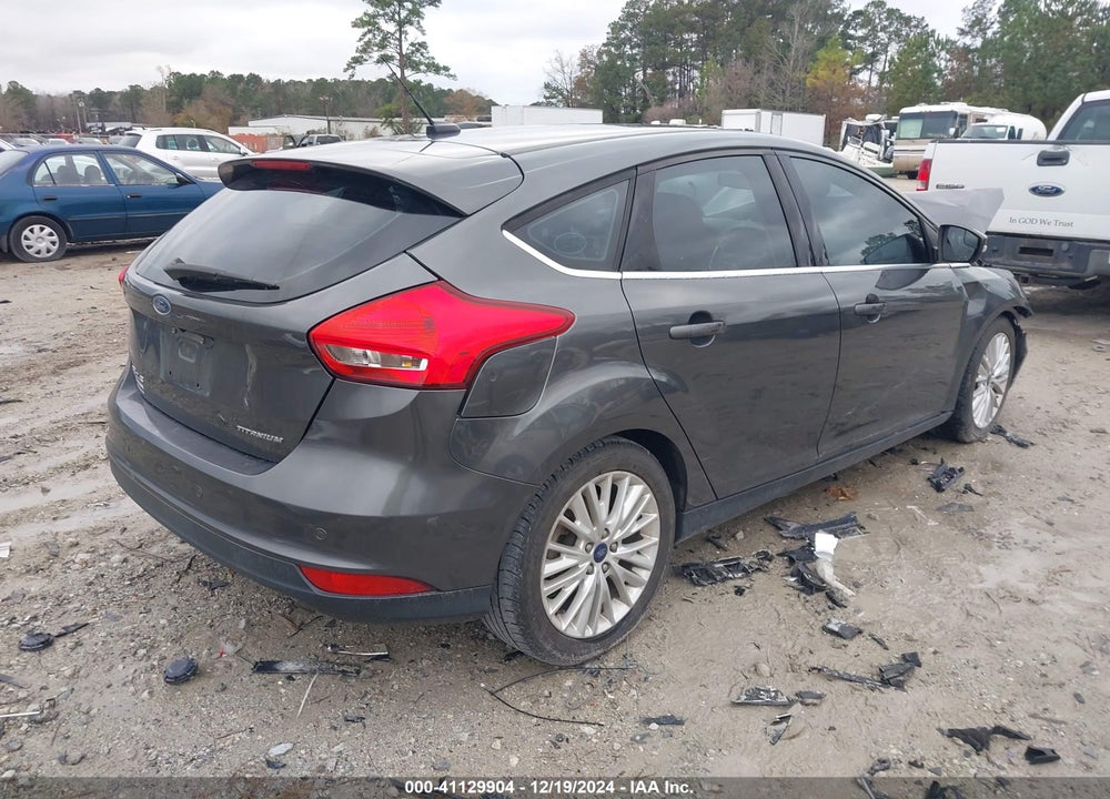 2018 FORD FOCUS VIN: 1FADP3N23JL289244