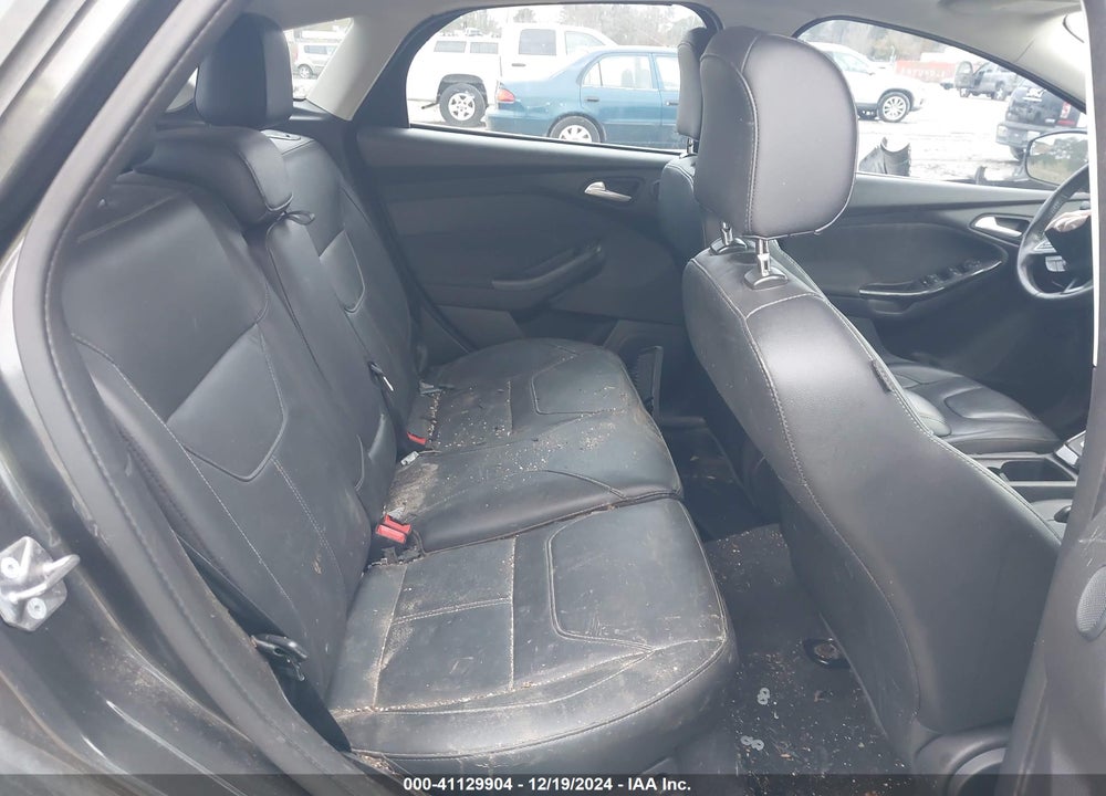 2018 FORD FOCUS VIN: 1FADP3N23JL289244