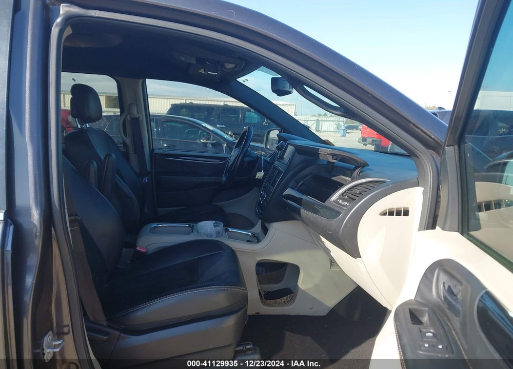 2016 DODGE GRAND CARAVAN VIN: 2C4RDGCGXGR107408