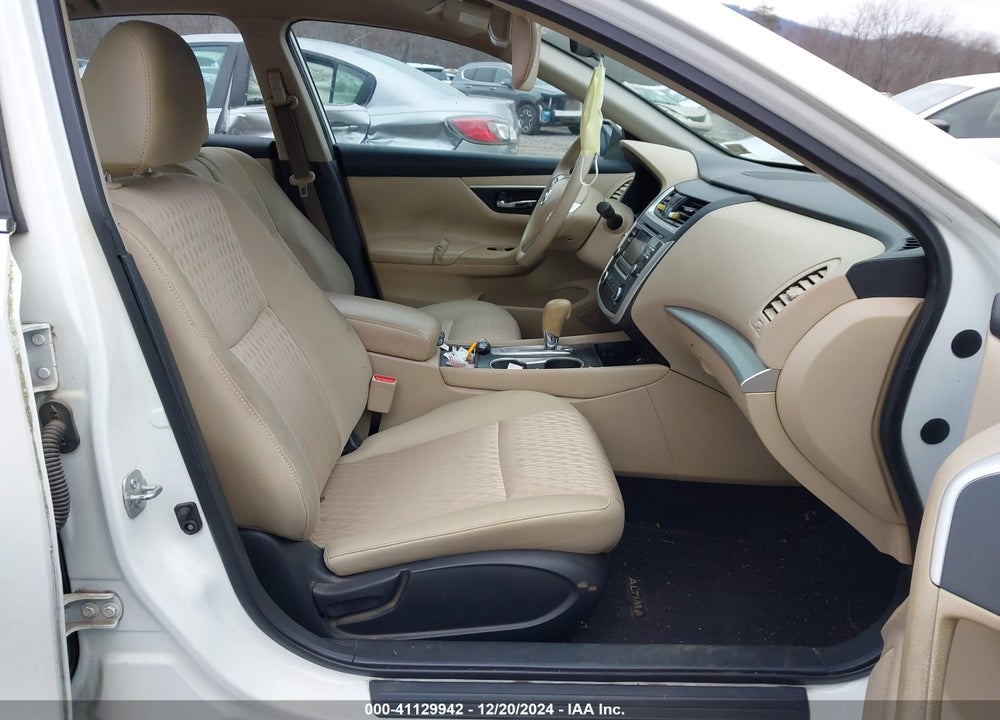 2017 NISSAN ALTIMA VIN: 1N4AL3AP8HC146364