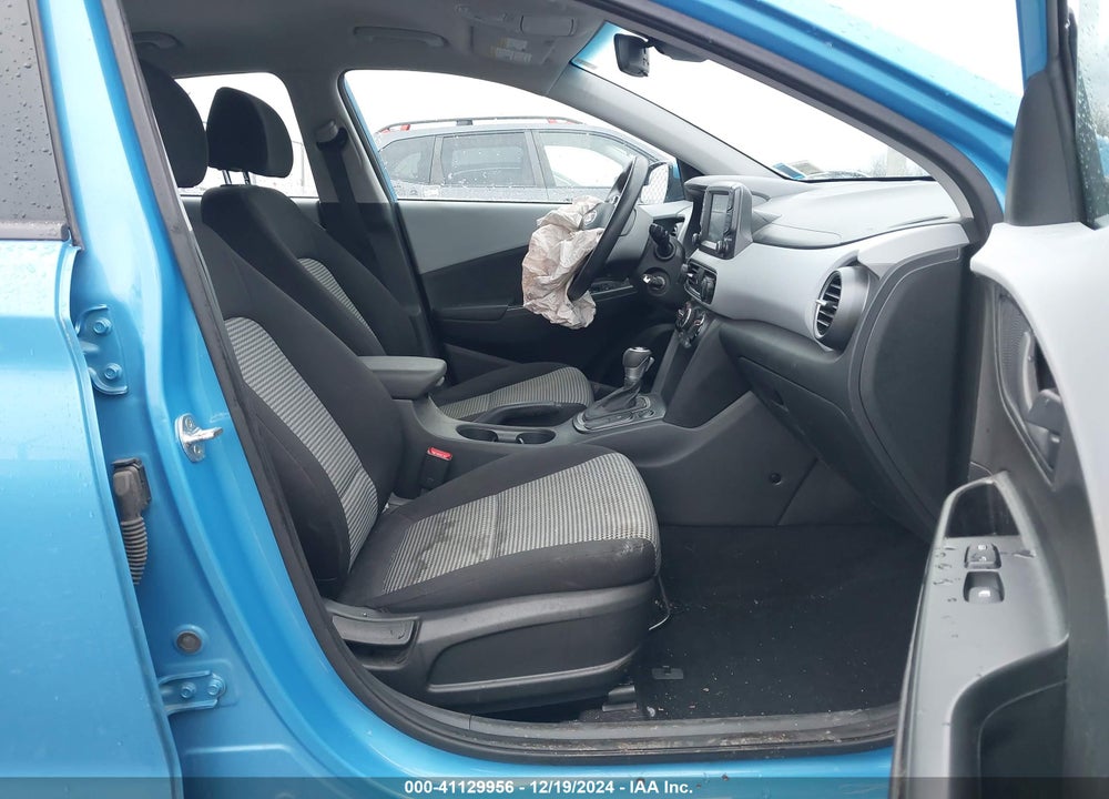 2019 HYUNDAI KONA SE VIN: KM8K1CAA6KU280867