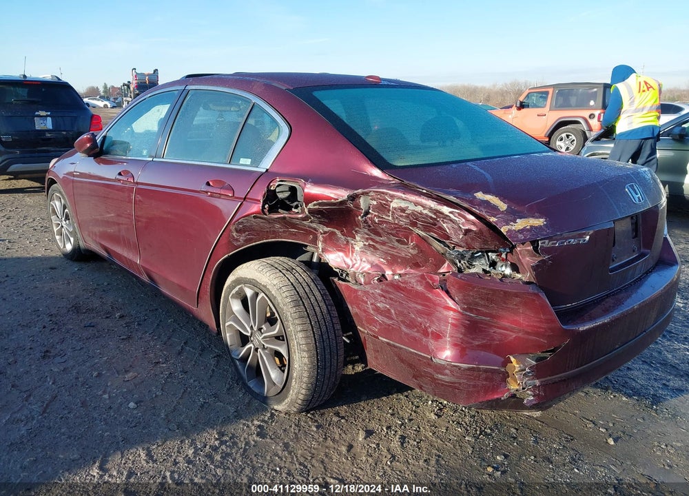 2010 HONDA ACCORD 2.4 EX-L VIN: 1HGCP2F88AA010547