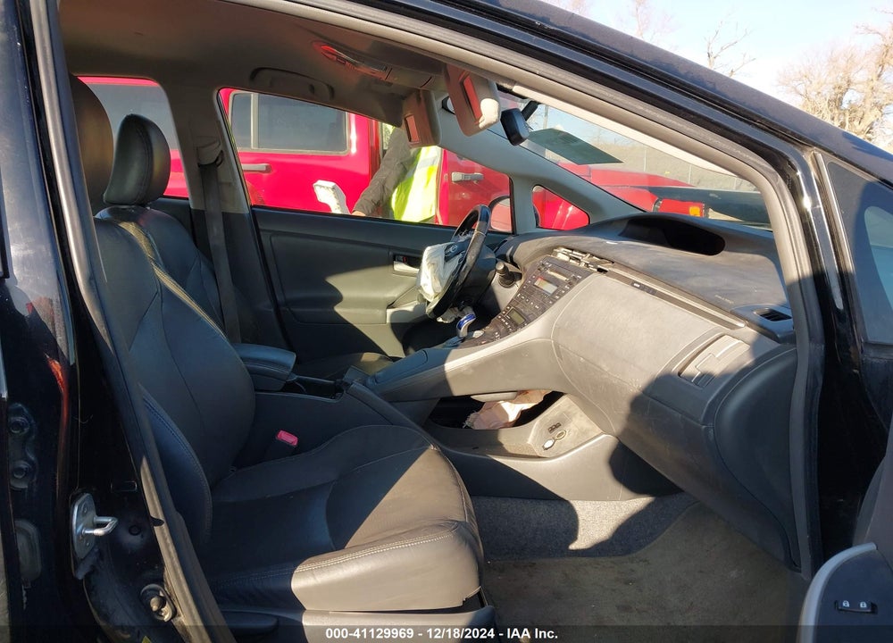 2011 TOYOTA PRIUS VIN: JTDKN3DU9B5348572