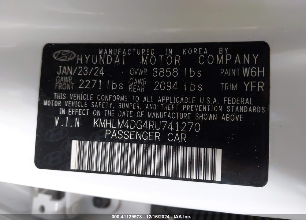 2024 HYUNDAI ELANTRA VIN: KMHLM4DG4RU741270