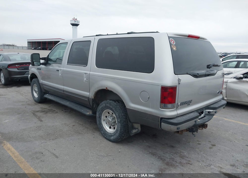 2002 FORD EXCURSION XLT VIN: 1FMNU41S62EC84334