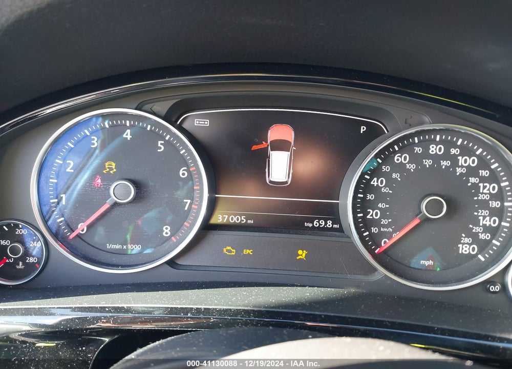 2014 VOLKSWAGEN TOUAREG 3.6L SPORT VIN: WVGEF9BP4ED013638