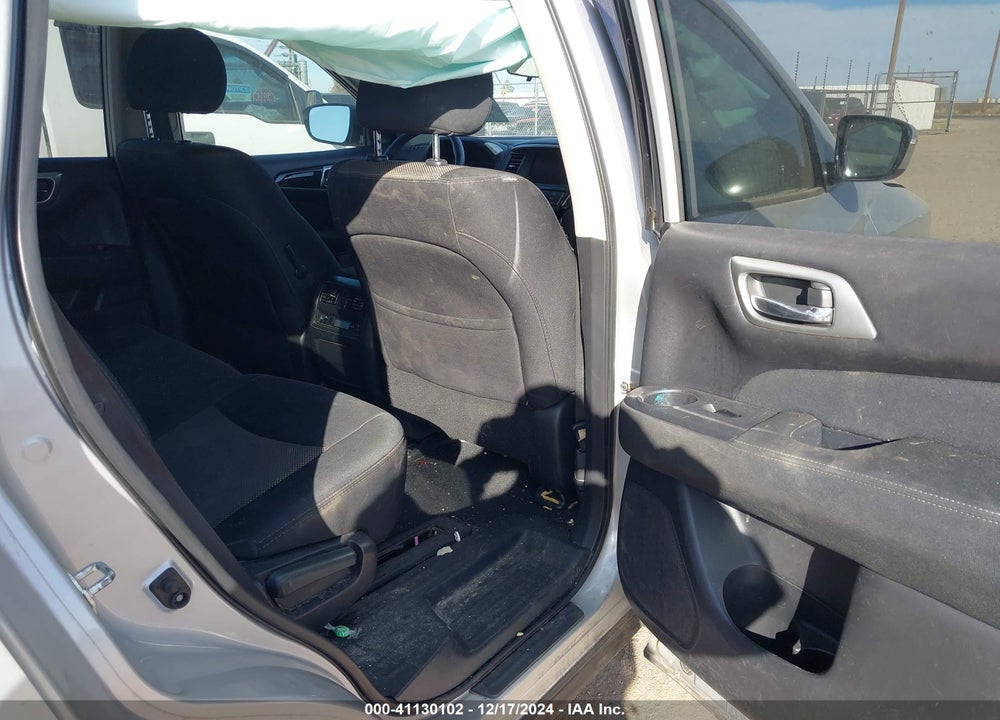 2017 NISSAN PATHFINDER S VIN: 5N1DR2MN8HC681488