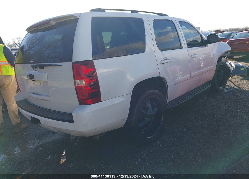 2008 CHEVROLET TAHOE LTZ VIN: 1GNFK13018J168409