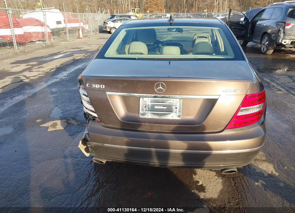 2013 MERCEDES-BENZ C 300 LUXURY 4MATIC/SPORT 4MATIC VIN: WDDGF8AB4DR255561