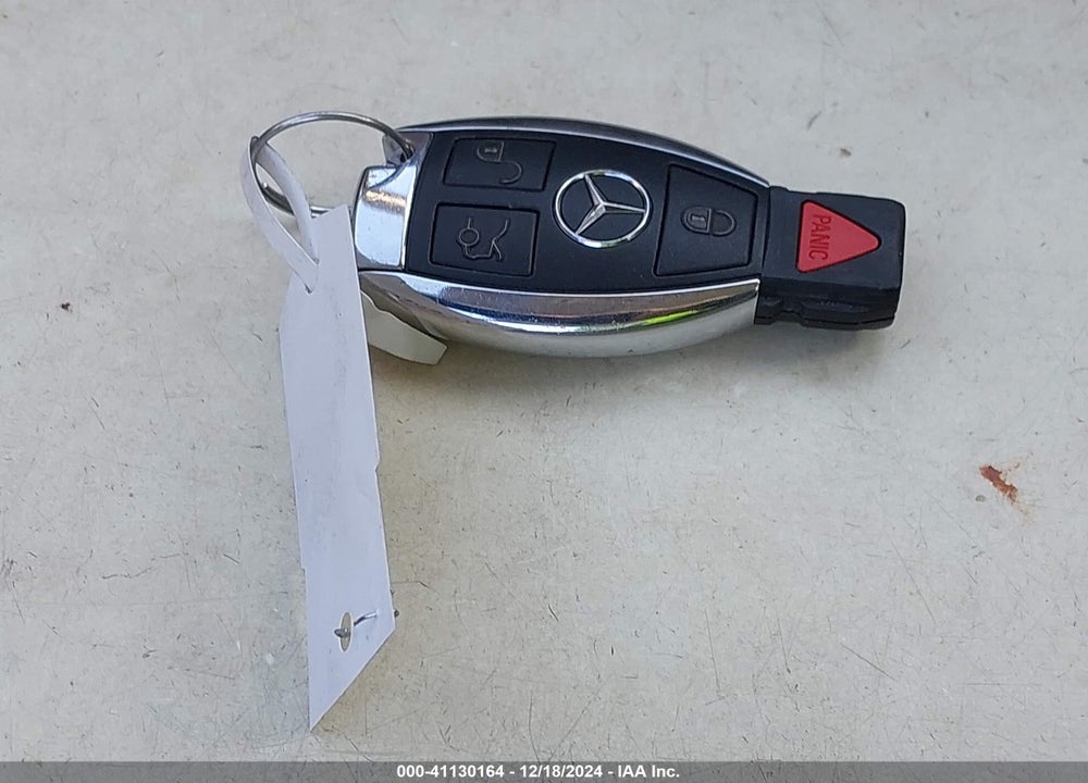 2013 MERCEDES-BENZ C 300 LUXURY 4MATIC/SPORT 4MATIC VIN: WDDGF8AB4DR255561