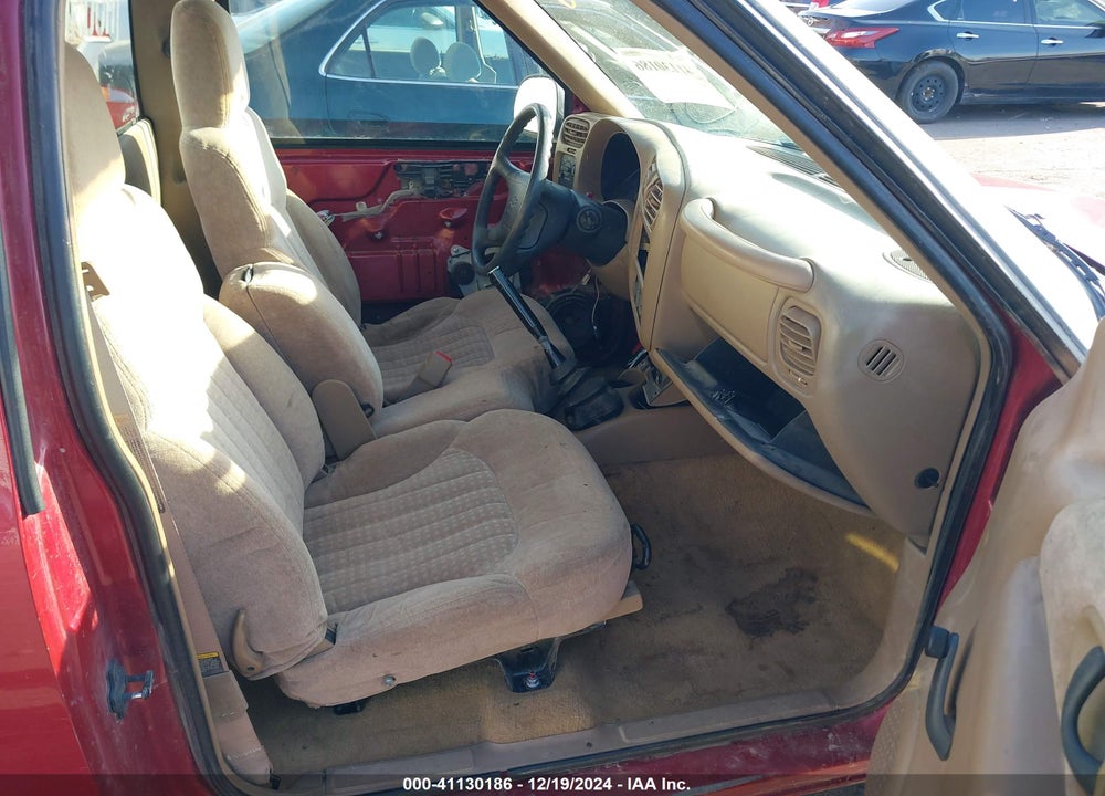 1998 CHEVROLET S-10 LS FLEETSIDE CMI VIN: 1GCCS1444W8113034