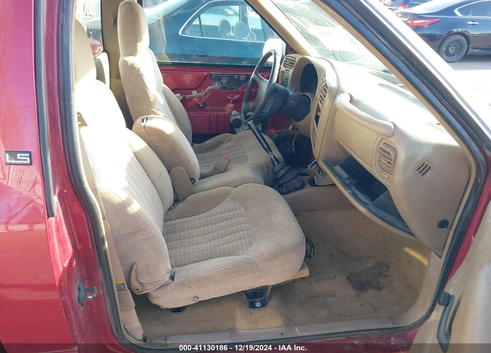 1998 CHEVROLET S-10 LS FLEETSIDE CMI VIN: 1GCCS1444W8113034