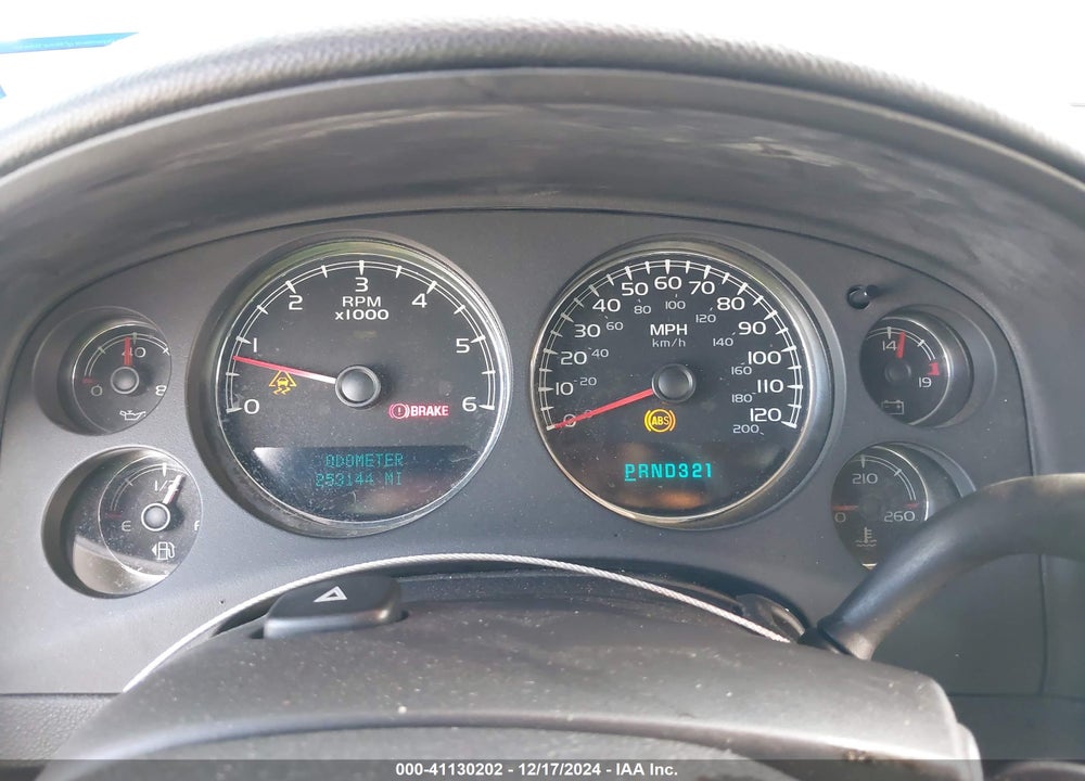 2007 CHEVROLET TAHOE LT VIN: 1GNFC13J77R127787