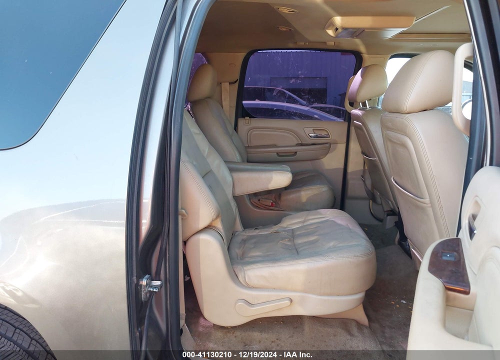2014 CADILLAC ESCALADE ESV PREMIUM VIN: 1GYS3JEF5ER214644