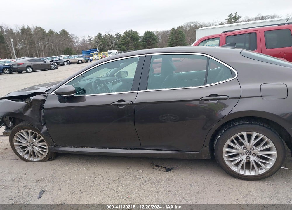 2018 TOYOTA CAMRY XLE V6 VIN: 4T1BZ1HK2JU004969