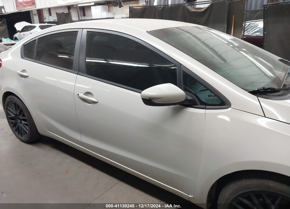 2015 KIA FORTE LX VIN: KNAFK4A60F5312293