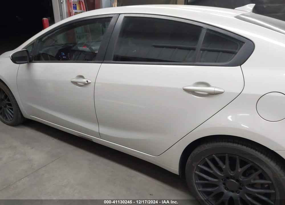 2015 KIA FORTE LX VIN: KNAFK4A60F5312293