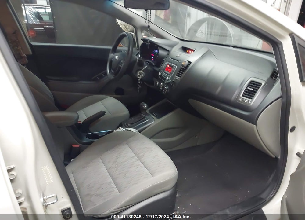 2015 KIA FORTE LX VIN: KNAFK4A60F5312293