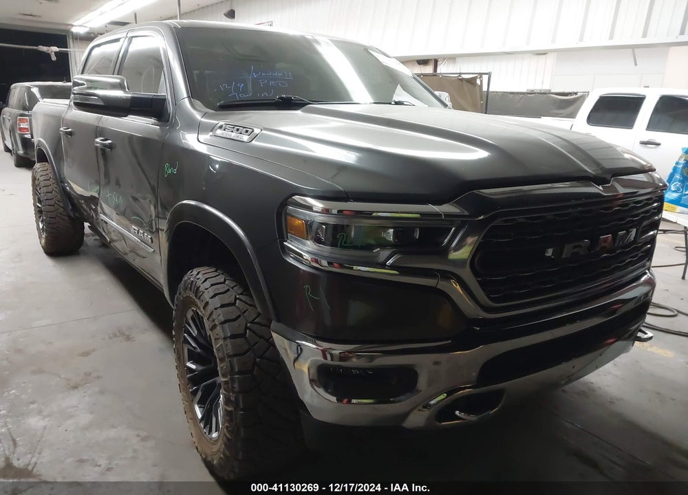 2020 RAM 1500 LIMITED 4X4 5'7 BOX VIN: 1C6SRFHT6LN422496