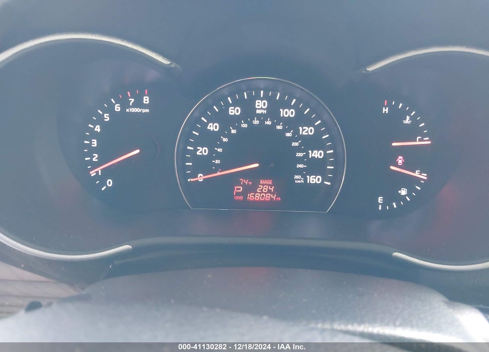 2015 KIA SORENTO LX VIN: 5XYKT4A67FG562183