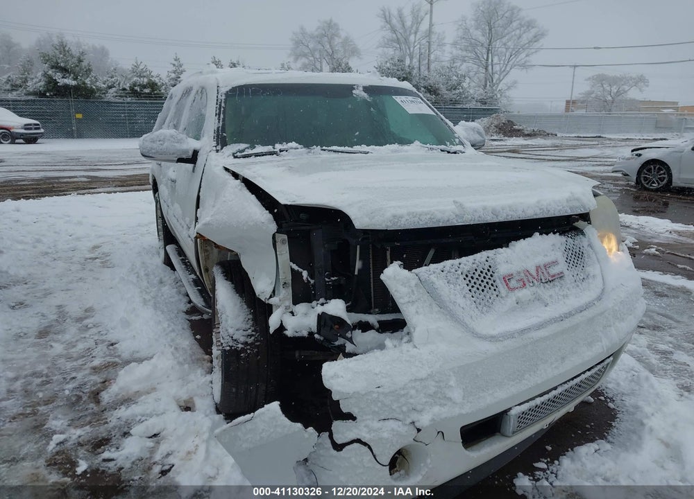 2007 GMC YUKON DENALI VIN: 1GKFK63827J356757