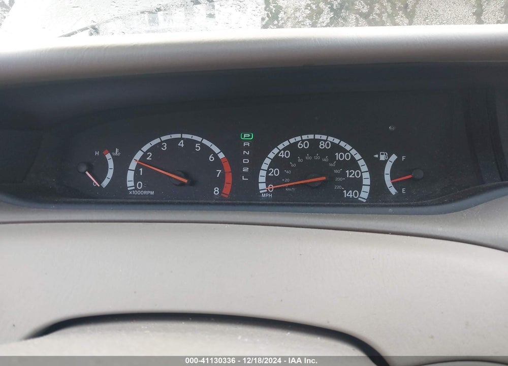 2000 TOYOTA AVALON XL VIN: 4T1BF28B7YU080051