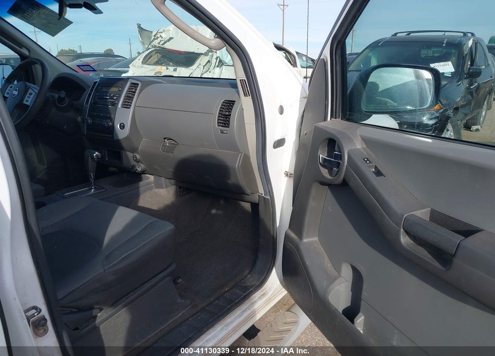 2009 NISSAN XTERRA S VIN: 5N1AN08U09C508151