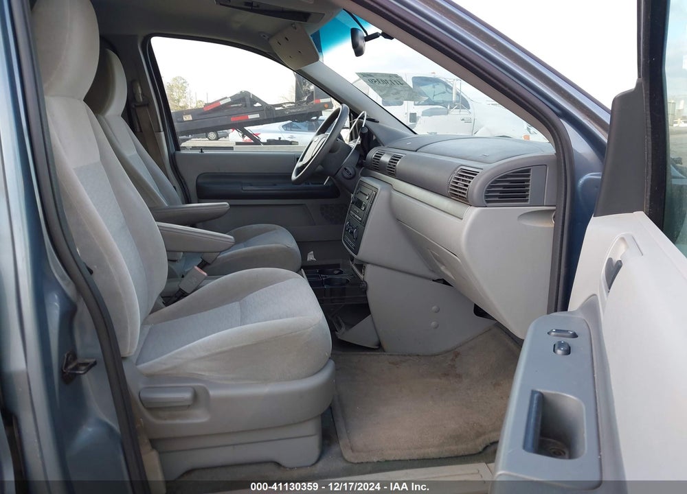 2004 FORD FREESTAR SE VIN: 2FMZA51694BA97901