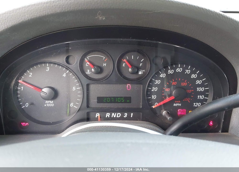 2004 FORD FREESTAR SE VIN: 2FMZA51694BA97901