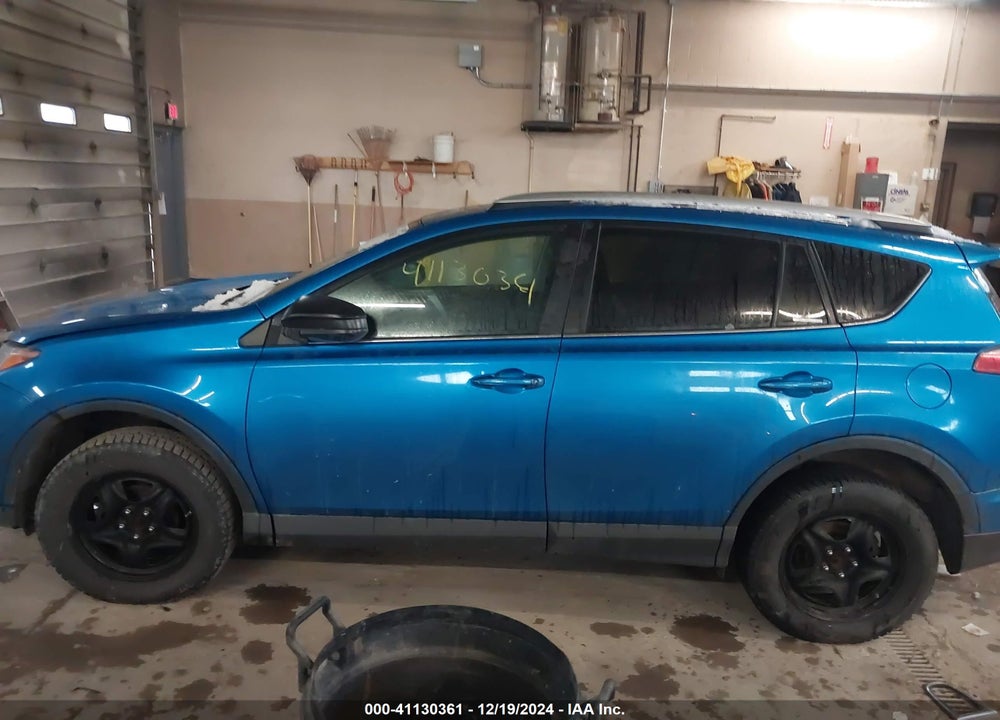 2016 TOYOTA RAV4 LE VIN: 2T3BFREV8GW411233
