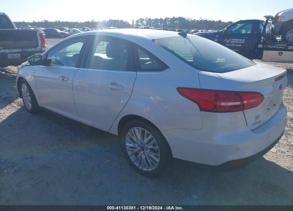2017 FORD FOCUS VIN: 1FADP3J2XHL207090