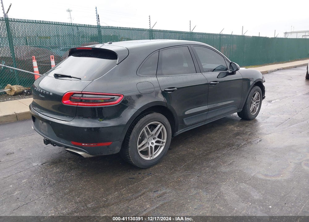 2017 PORSCHE MACAN VIN: WP1AA2A54HLB08315