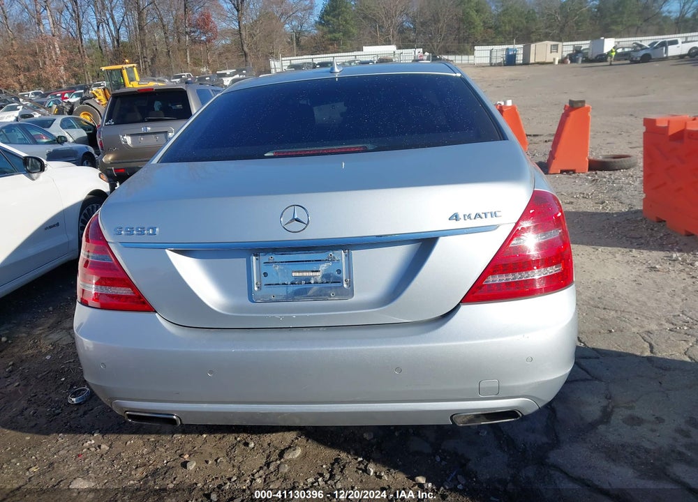 2013 MERCEDES-BENZ S 550 4MATIC VIN: WDDNG9EB5DA523066