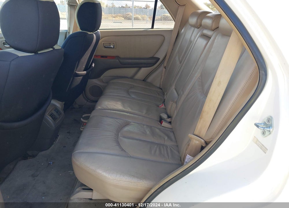 2002 LEXUS RX 300 VIN: JTJHF10U920272220