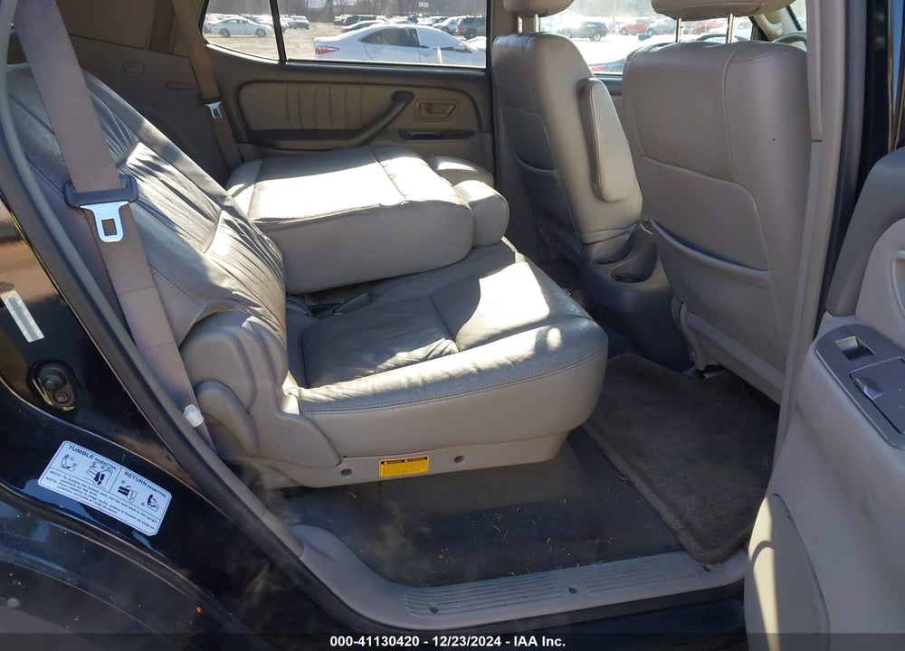 2004 TOYOTA SEQUOIA LIMITED V8 VIN: 5TDBT48A44S224895