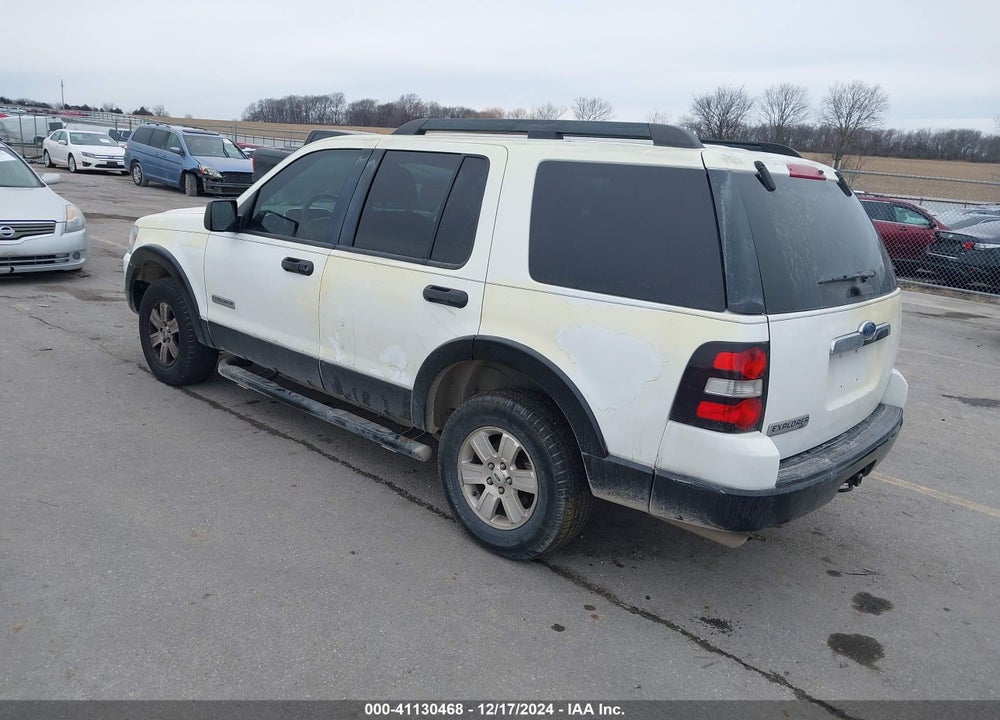 2006 FORD EXPLORER XLT VIN: 1FMEU63E26UA80225