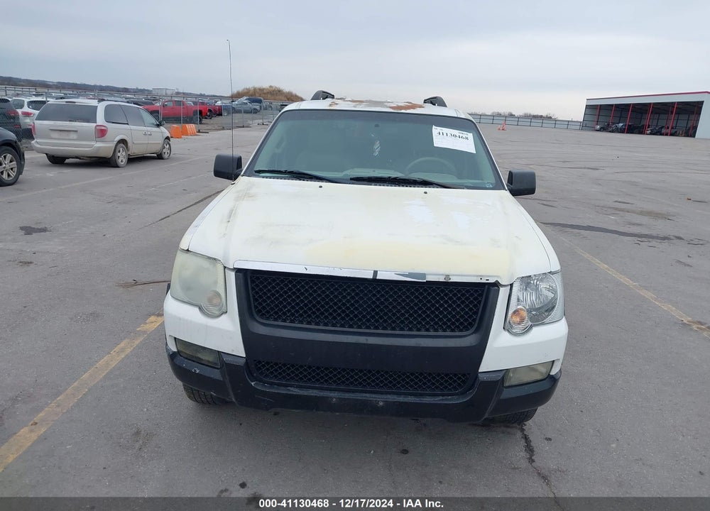2006 FORD EXPLORER XLT VIN: 1FMEU63E26UA80225