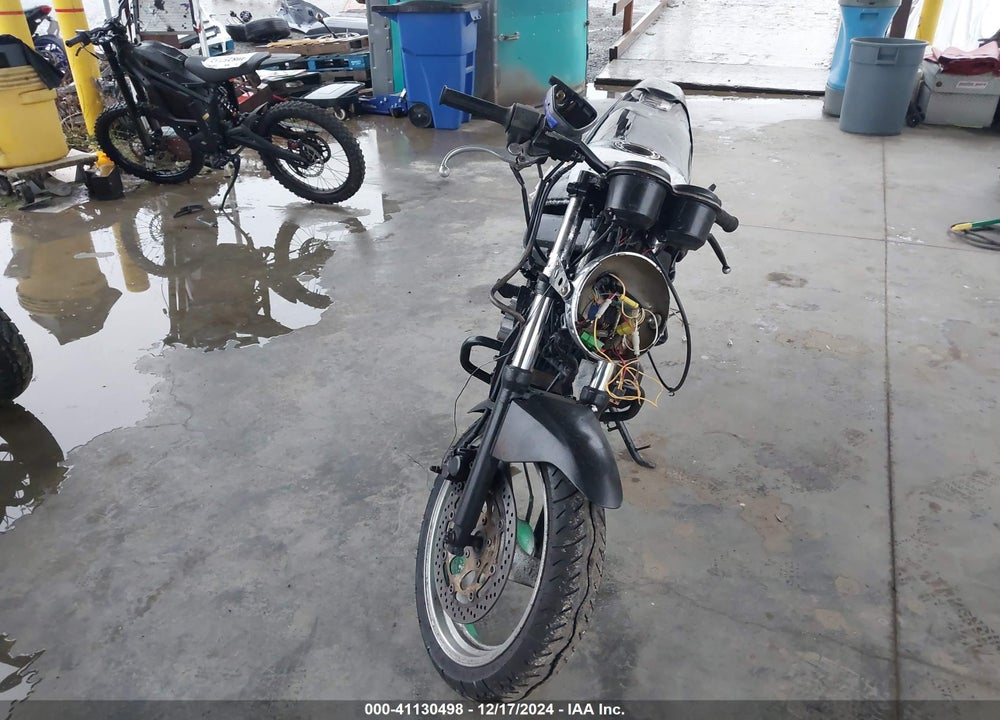 1990 SUZUKI GS500 E VIN: JS1GM51A0L2101050