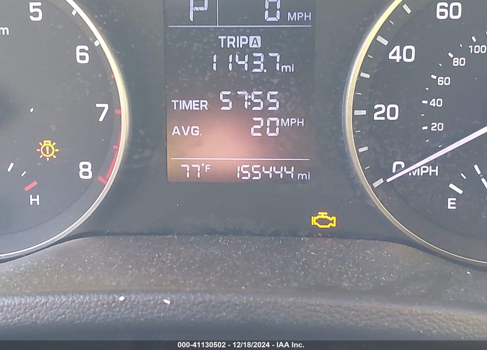 2017 HYUNDAI ELANTRA VIN: 5NPD84LF3HH053906
